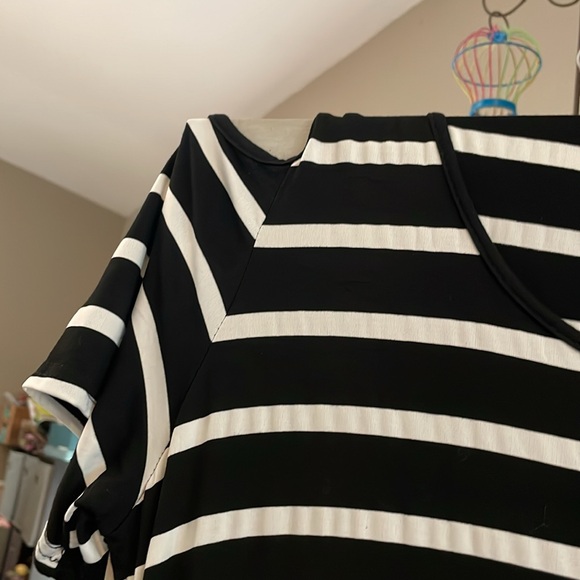 Black and White Striped Maxi Dress - Picture 3 of 4